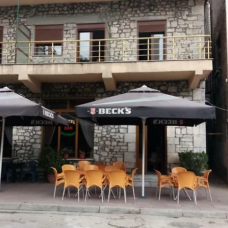 Leskoviku Hotel